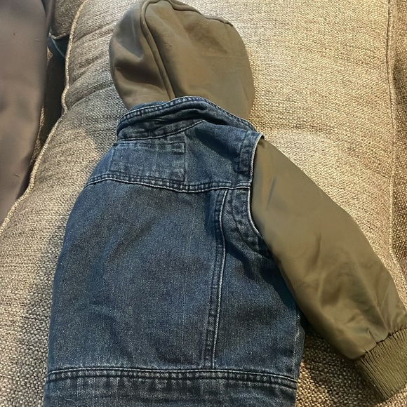 Gently used toddler jacket, denim& olive green w/orange zipper on sleeve sz. 2T - Picture 4 of 4